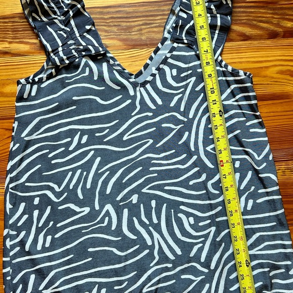 Mud Pie Arielle Ruffle Sleeveless Top, size medium - Picture 4 of 4